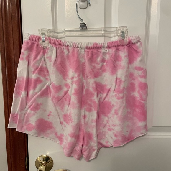Offline pink and white tie dye cotton blend shorts - Picture 2 of 2